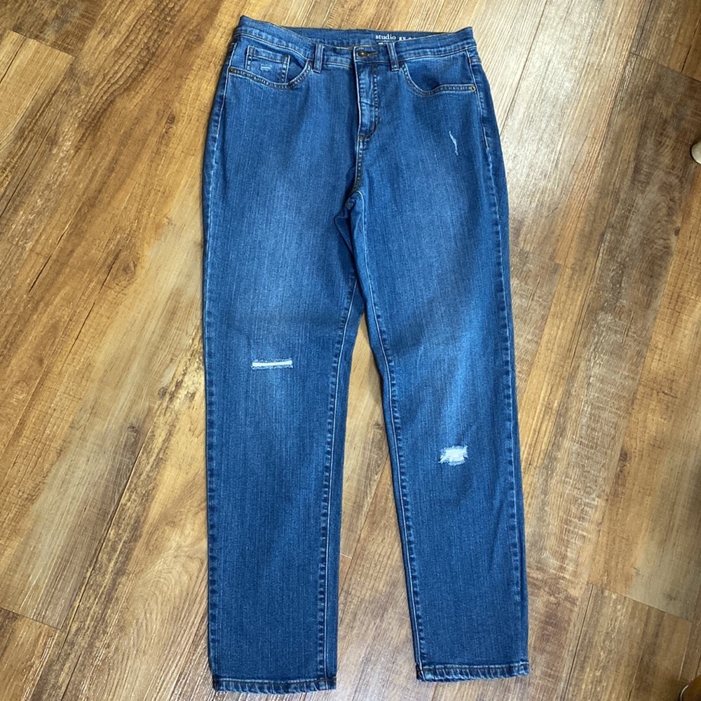 Studio by d & co lightly distressed jeans size 12T